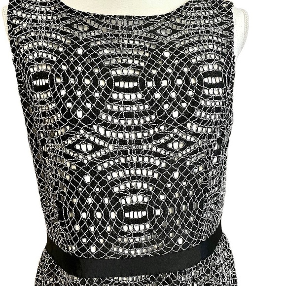 Chico's Sleeveless Black Lace Fit and Flare Knee Length Dress Size 1 Medium 8 - Picture 6 of 12